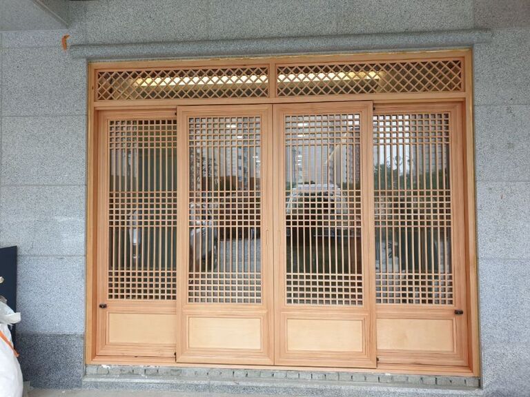 군포 현장 /4짝 미서기 한식시스템창호와 미서기 사창