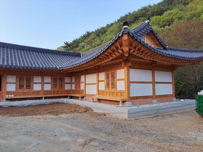 고흥 능가사 템플스테이 시설  한식시스템창호 설치 현장